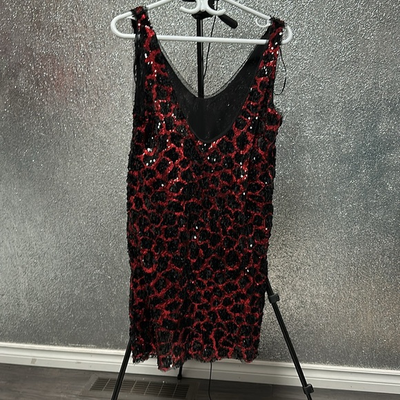 Zara - Sparkly Black and Red Cheetah Print Dress - Picture 3 of 5
